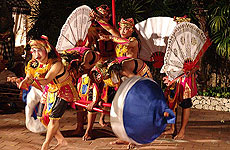 Típicas danzas balinesas.