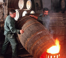 Interior de una bodega.