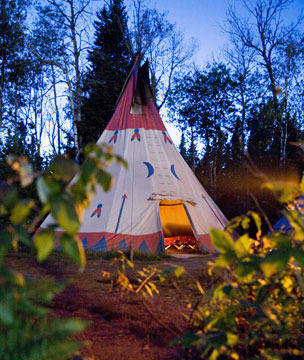 Una de las cl�sicas tipis dispersas por Quebec.